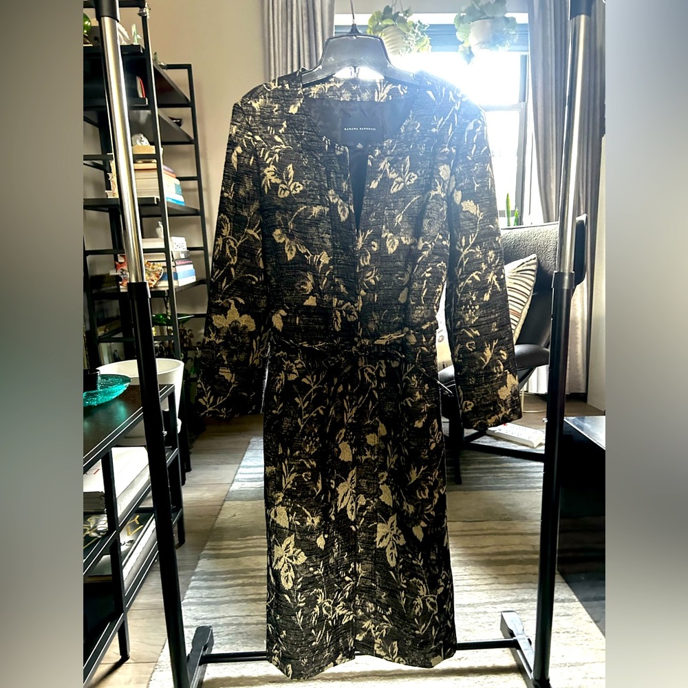 Black/Ivory Banana Republic, Chinoiserie Print Round Neck Linen Car Coat